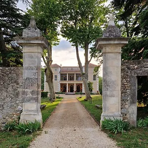 https://hotel-villa-walbaum.hotels-rhonealpes.com